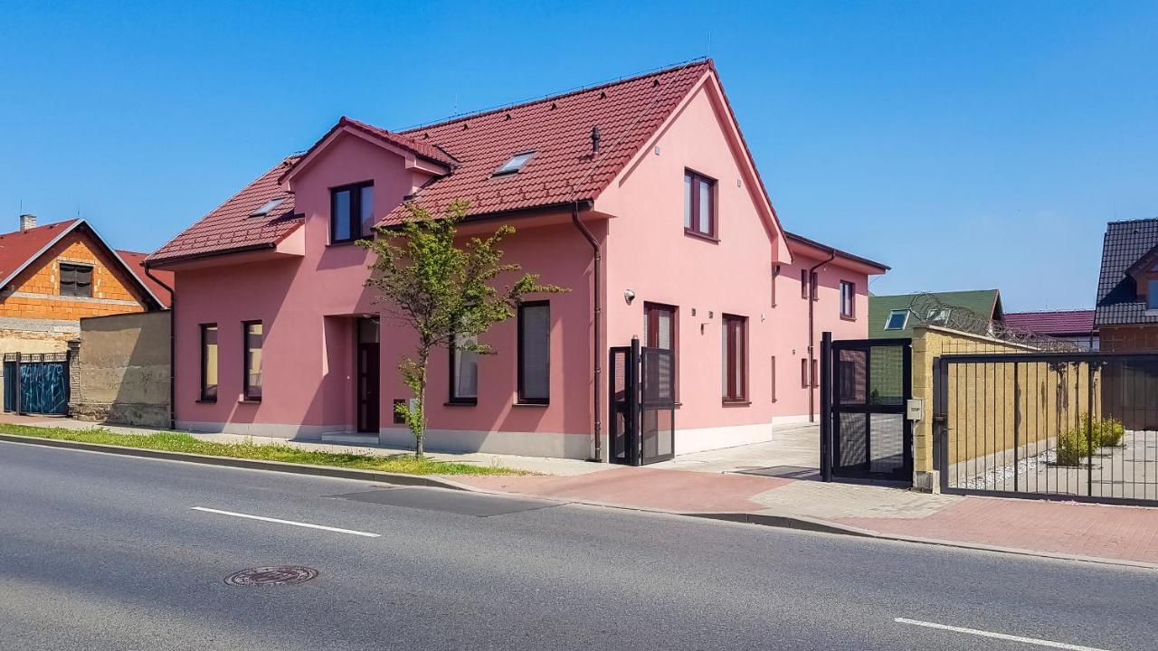 Apartment De Luna Prague Exterior photo
